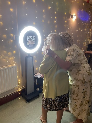 Slimline photo booth - slimline, hire