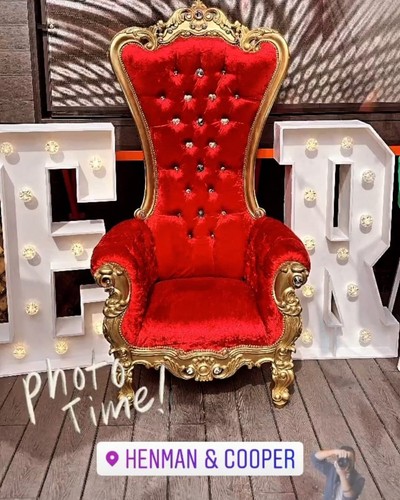 Santa throne chair - , hire